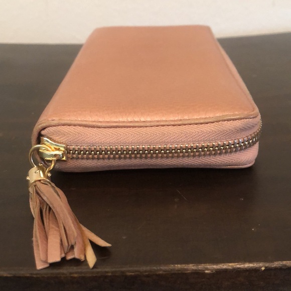 Authentic Gucci Long Wallet - Picture 4 of 14